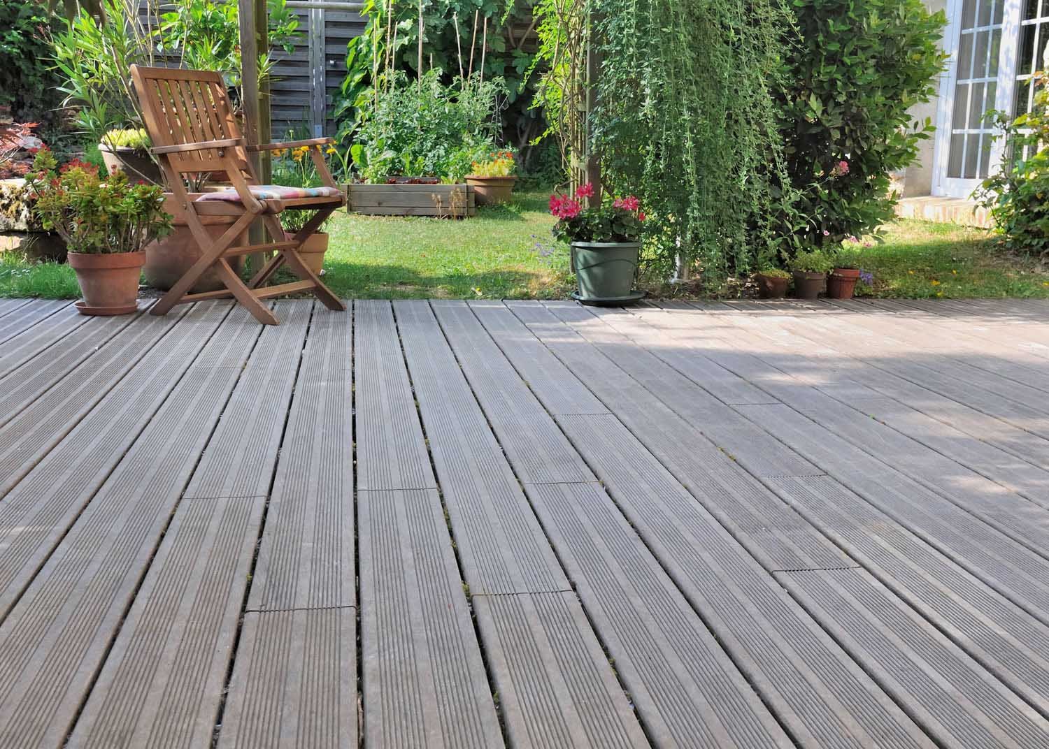 Terrasse bois composite : guide d'achat 2026